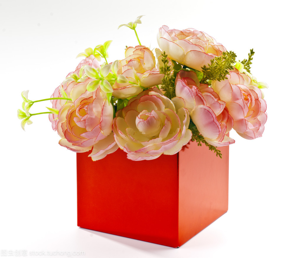 织物上的永生 面料花卉与礼品花卉的诗意交织